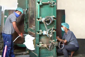 Hydraulic baling