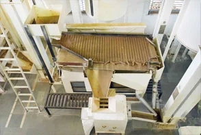 Gravity separator & de-stoner